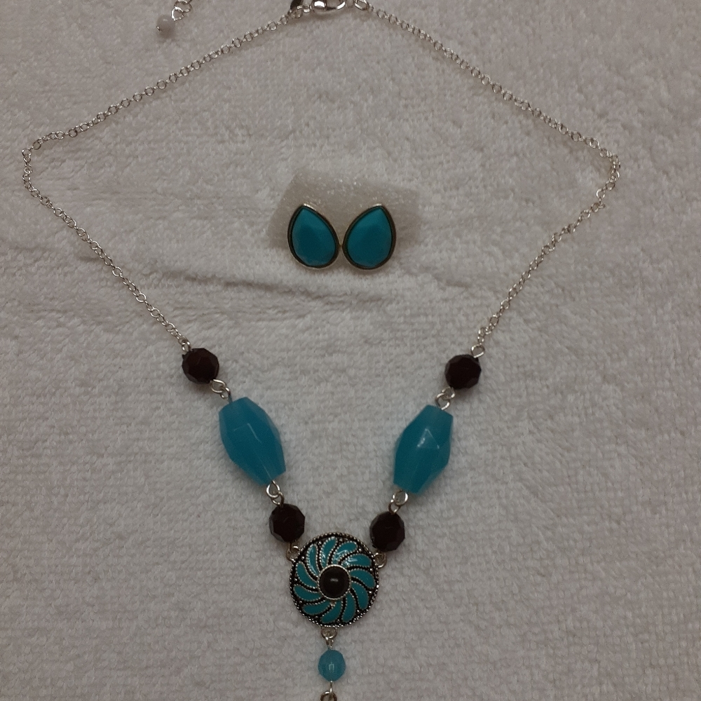 Necklace set